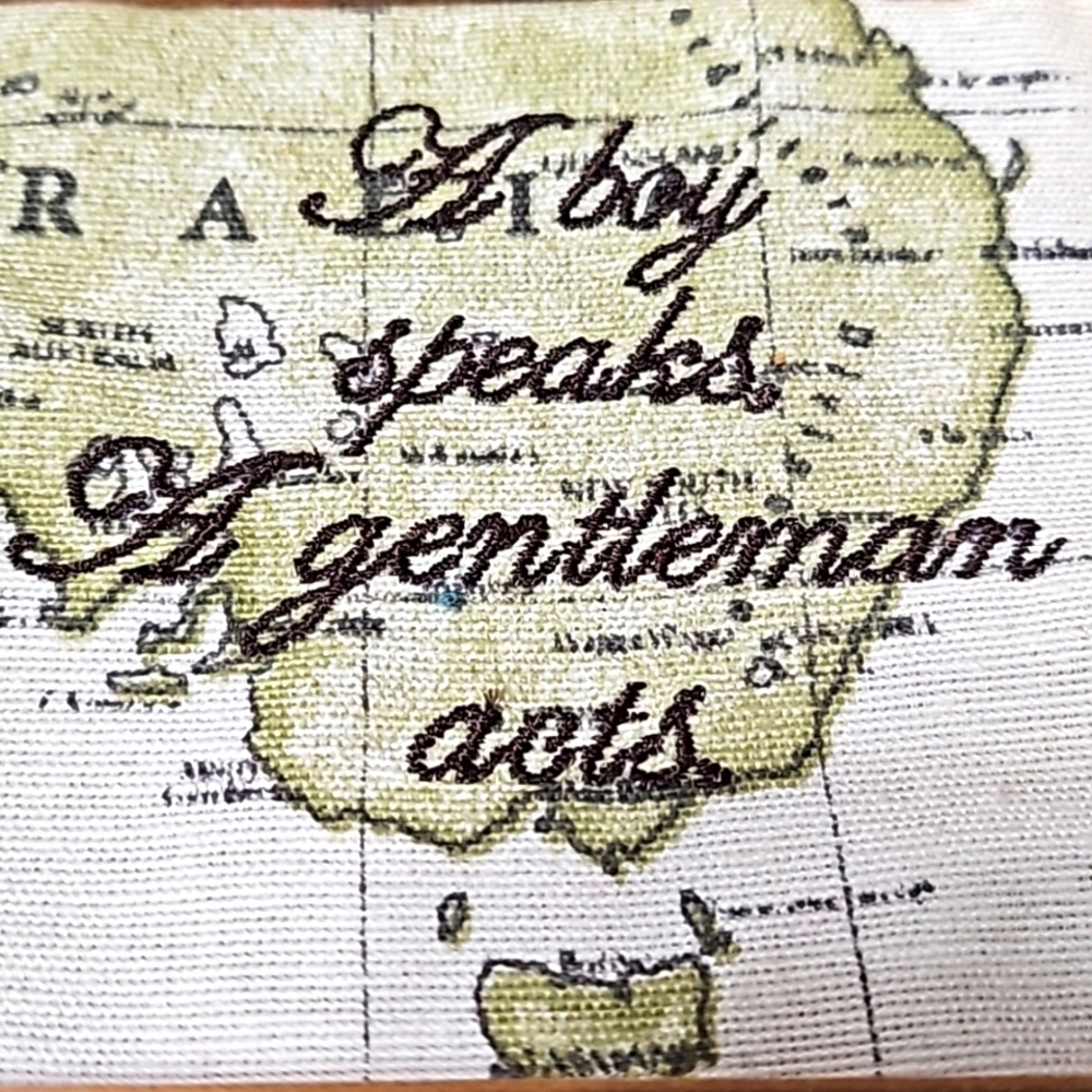 Vintage box for man jewelry, handmade embroidery designs inside. Gentlemen 🎁